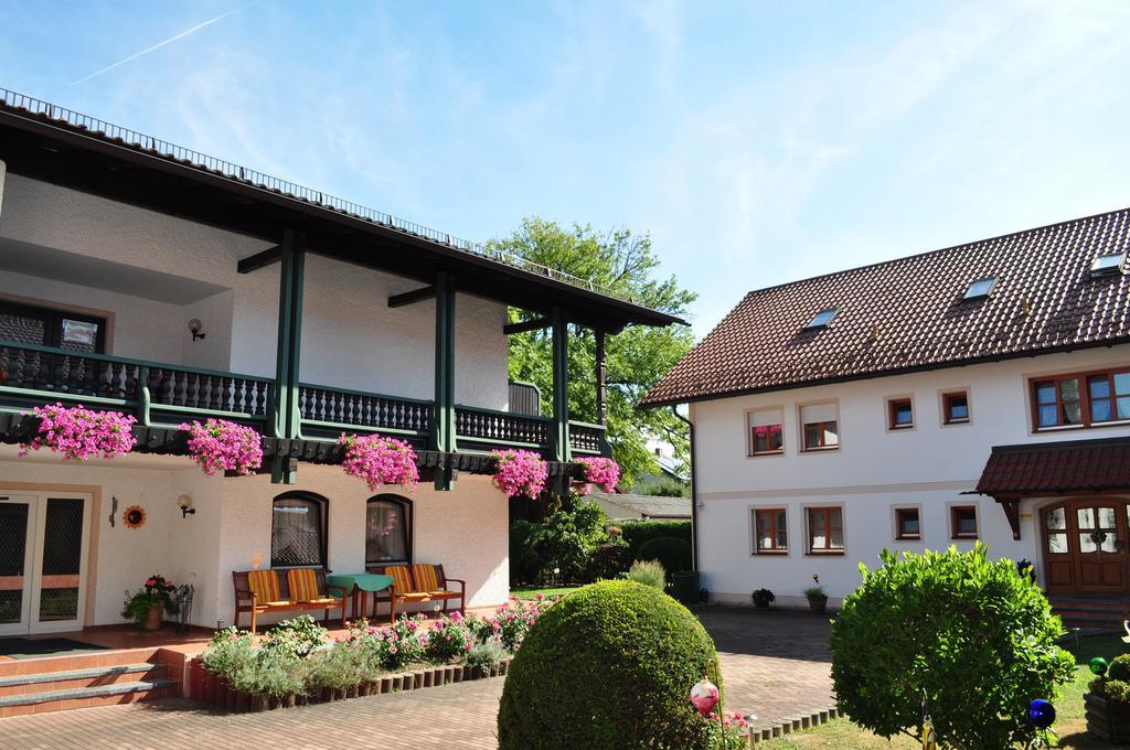 Landhaus Cornelia Bad Birnbach Exterior foto